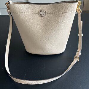 Tory Burch McGraw Bucket Bag